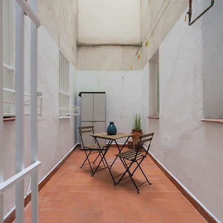 Dobo Rooms Ronda De Segovia Madrid Luaran gambar